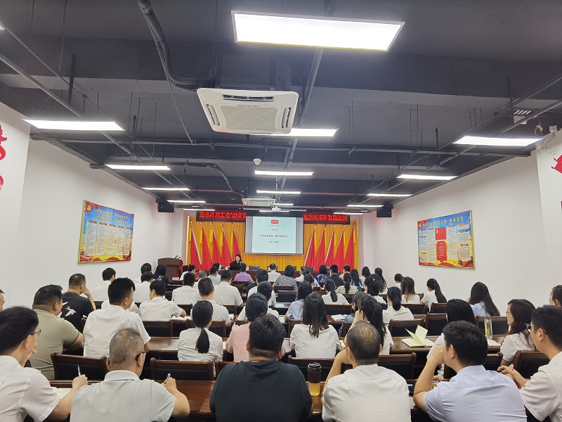 1713843138460224.jpg 林銀汝律師講課2.jpg